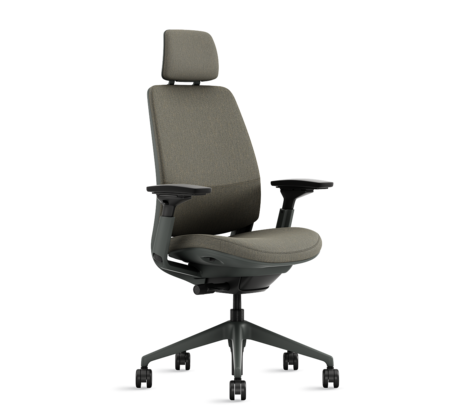 Dizajnová ergonomická kancelárska stolička SILQ. Synchromechanizmus je zabezpečený prevratnou technológiou bez potreby nastavovania.